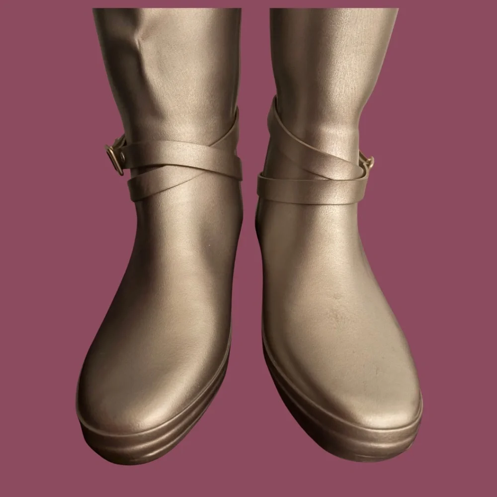 Hunter Andora Tall boot in Titanium - Pre- Loved Size 8 - Picture 4 of 7